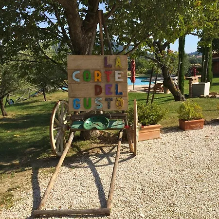 La Corte Del Gusto Luxuryapartments Arcevia